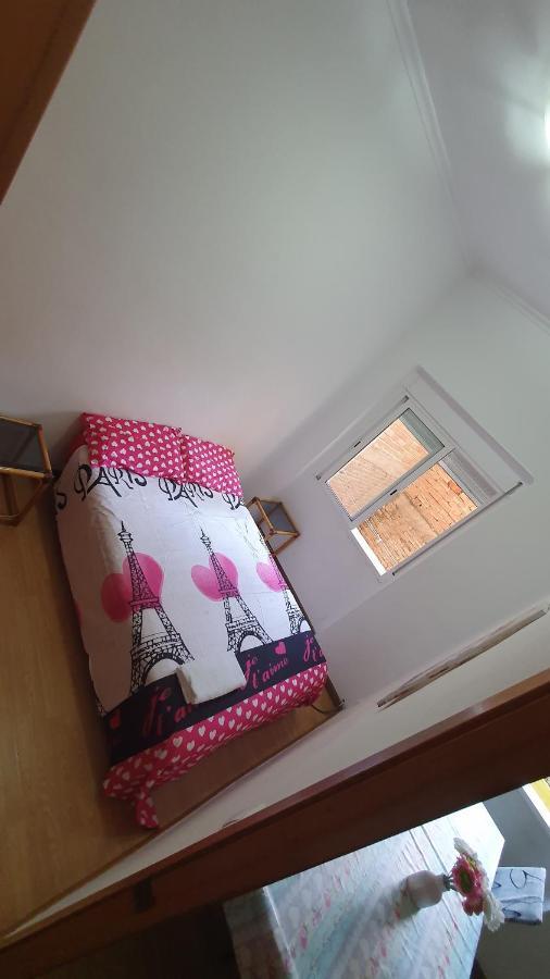 Beautiful Appartamento Valenza Esterno foto