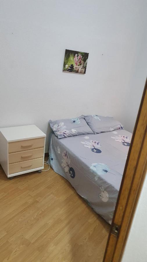 Beautiful Appartamento Valenza Esterno foto